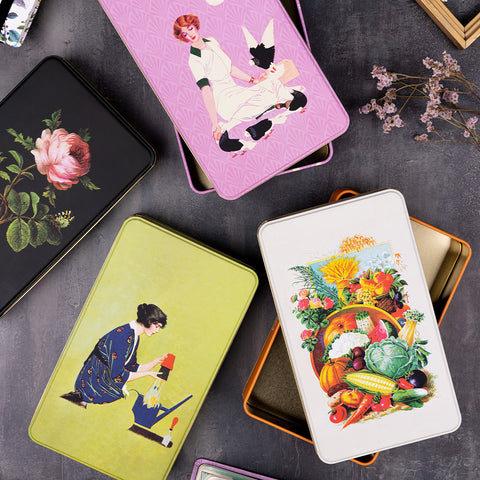 Tin box Gardening by Kateřina Winterová