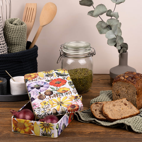 Tin box Meadow flowers - Kateřina Winterová collection