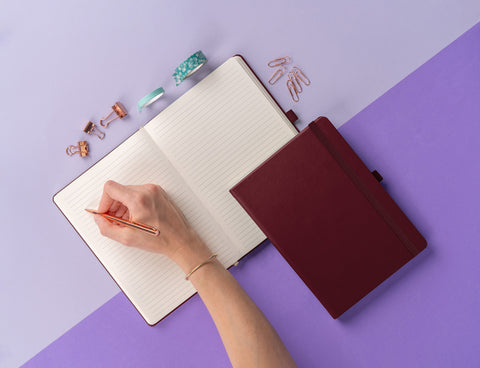 Notebook Balacron red, lined, 15 × 21 cm