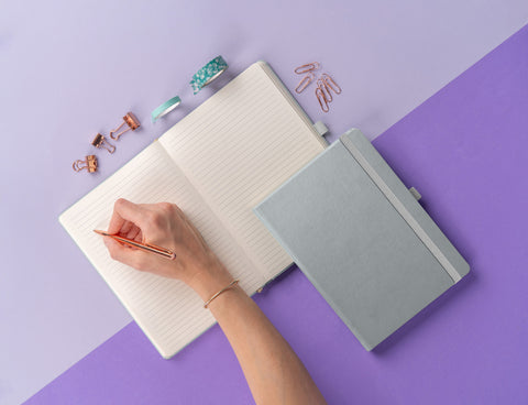 Notebook Balacron silver, lined, 15 × 21 cm