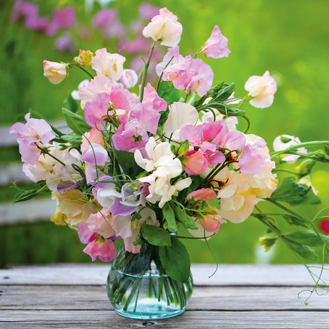 Grid calendar Flowers 2026, 30 x 30 cm