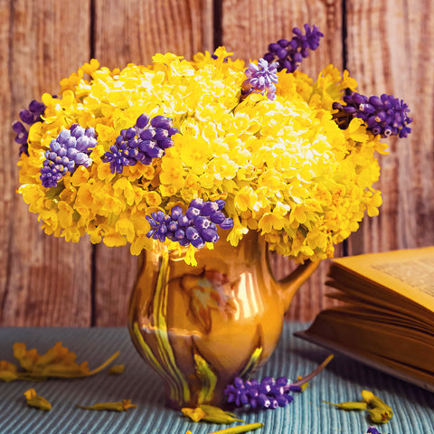 Grid calendar Flowers 2026, 30 x 30 cm