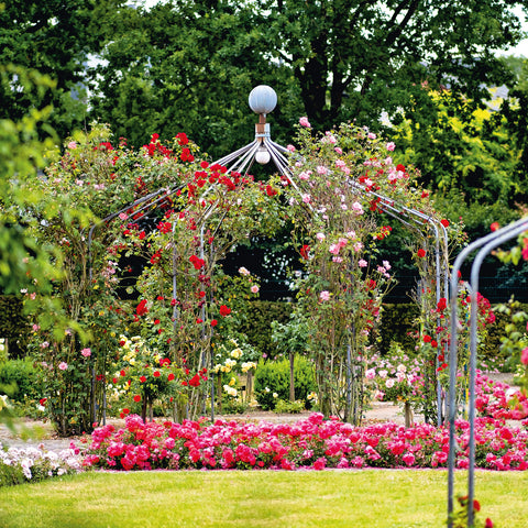 Grid calendar Gardens 2026, 30 x 30 cm